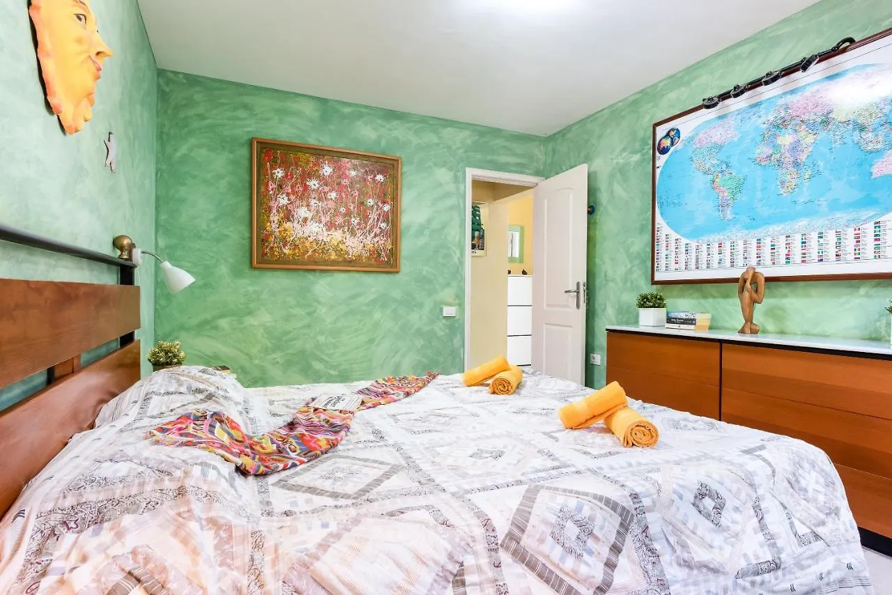 Villa Violeta أرونا 0*,  إسبانيا
